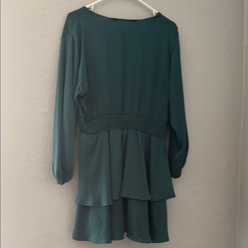 Zara Green Midi Dress with Bishop Sleeves and V-Neck 103 - Picture 6 of 8